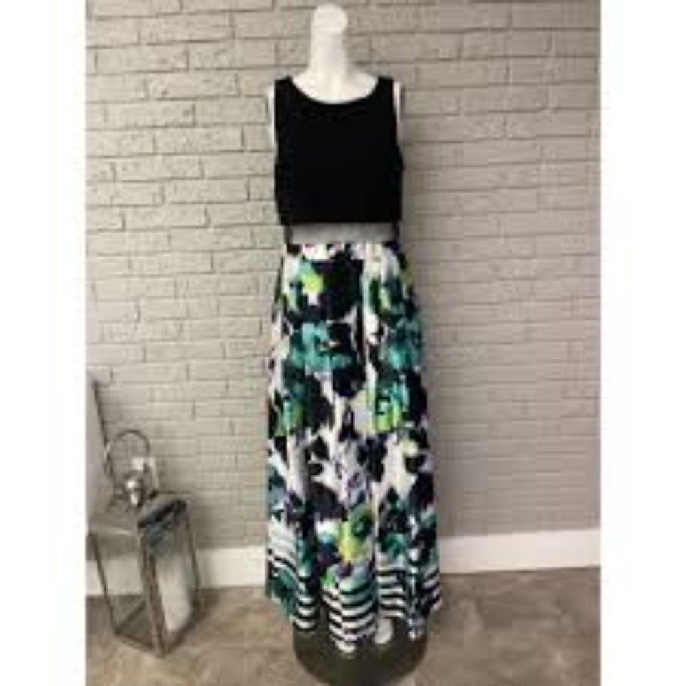 Betsy & Adam Floral Illusion Waist Maxi Dress Size 4 Formal Gown - Picture 2 of 4